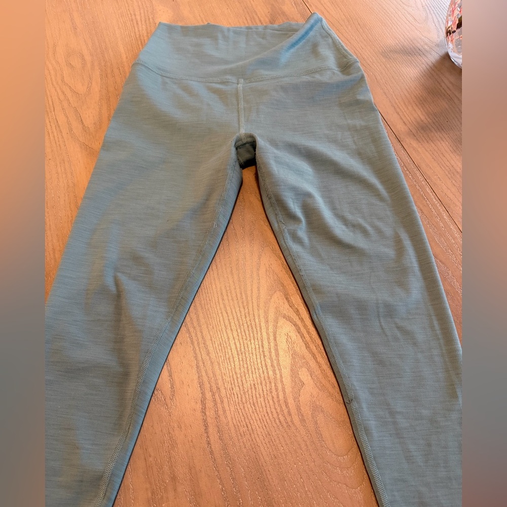 EUC women’s sage green 7/8 length Beyond Yoga leggings (size L)